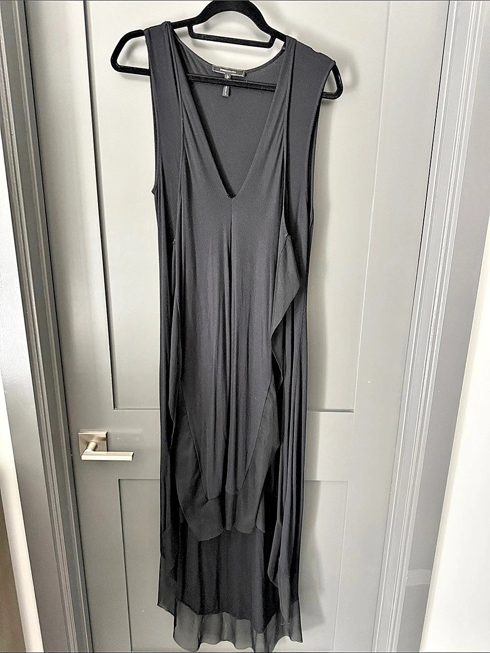BCBGMAXAZRIA V-Neck Maxi Dress in Black Size Small